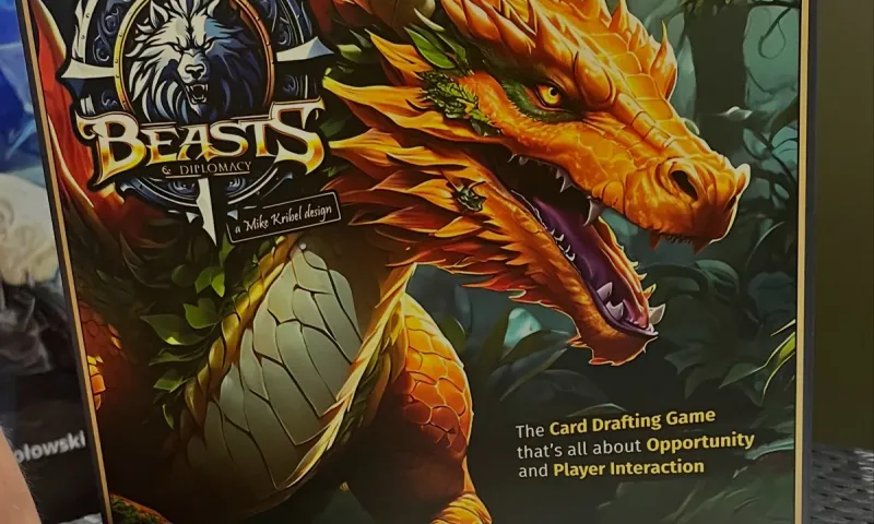 Die Schachtel von Beasts & Diplomacy auf der Berlin Brettspiel Con 2026