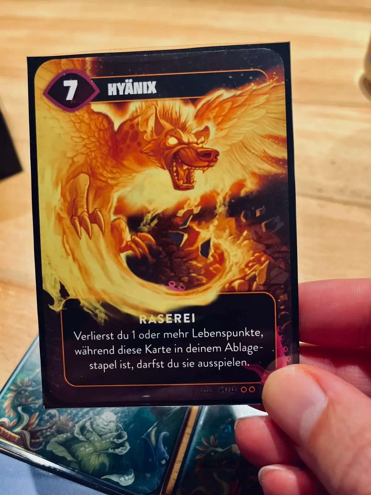 Die Karte Hyänix (Stärke 7) mit der Fähigkeit Raserei, aus der Erweiterung Neue Kreationen