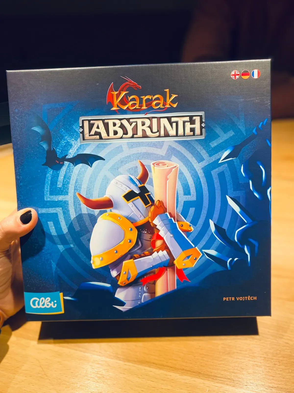 Die Schachtel von Karak: Labyrinth in der Hand