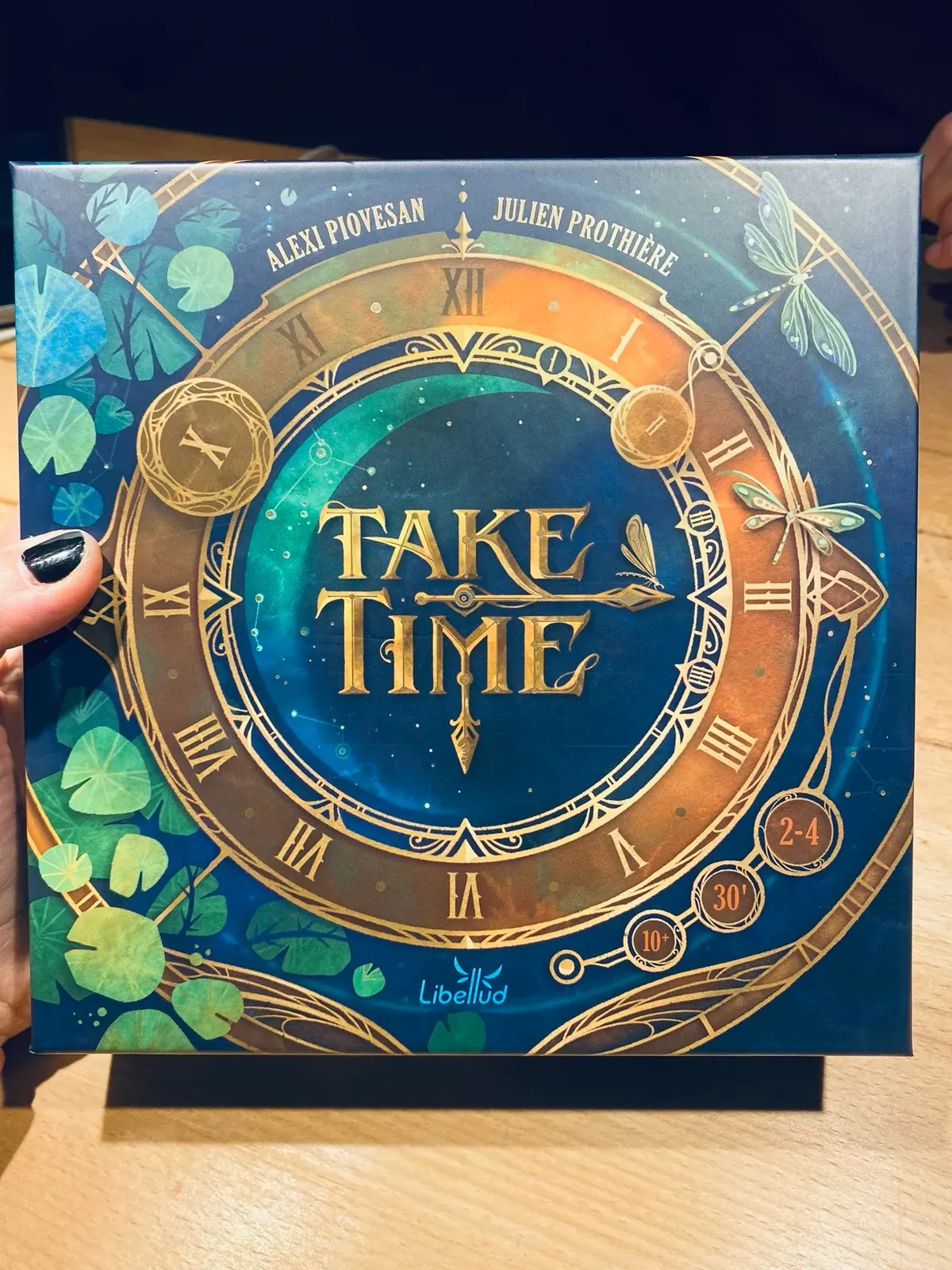 Die Schachtel von Take Time mit dem Ziffernblatt-Cover